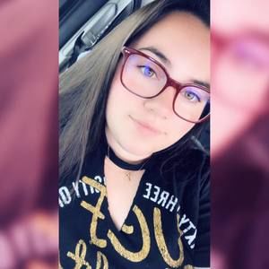 Meet your Posher, Michaela